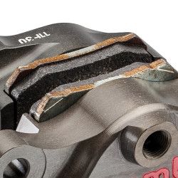 Etrier Brembo axial taillé masse entraxe 84mm